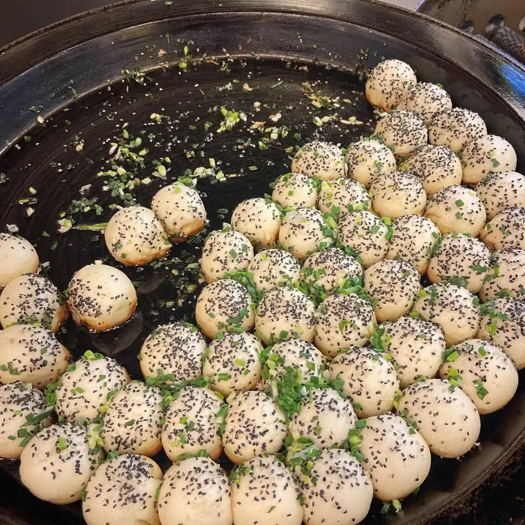 Shanghai Street Food and Snack Experience(Per.Person)
