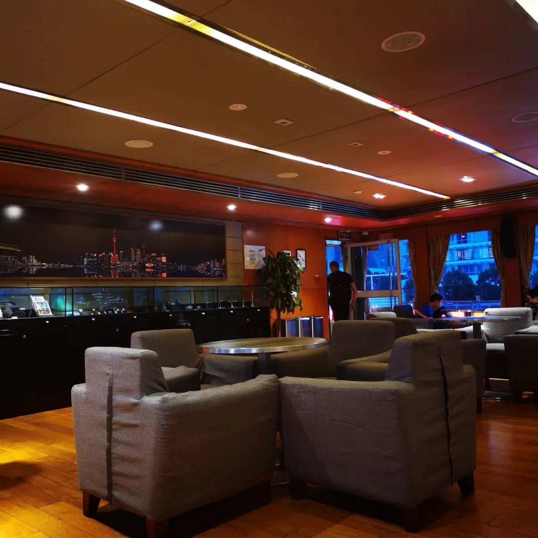 Shanghai Huangpu River Evening Cruise Experience(Per.Person)
